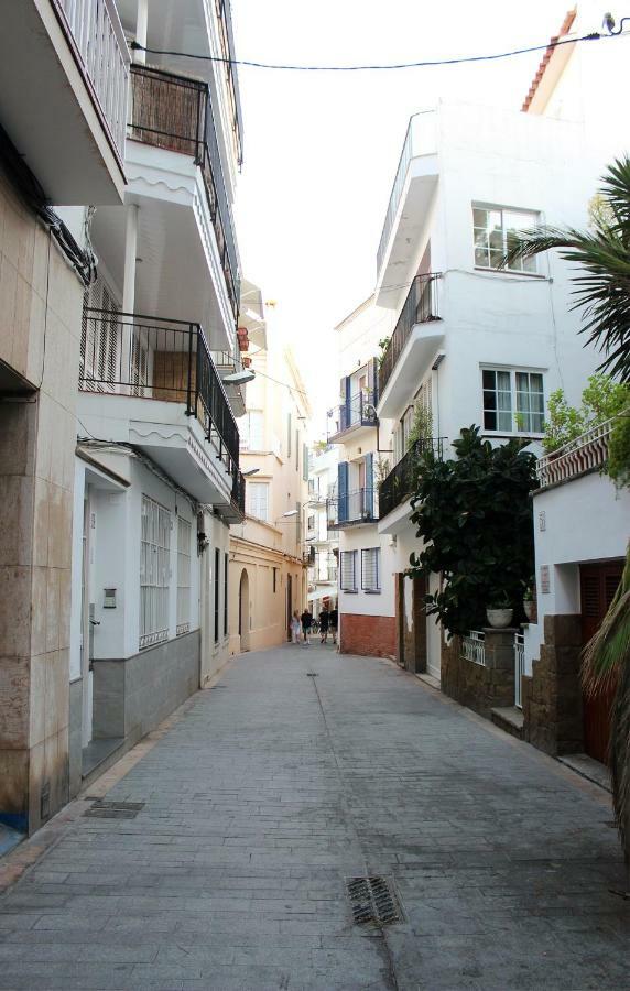 شقة Sitges Atico 2 Min A Playa San Sebastian المظهر الخارجي الصورة